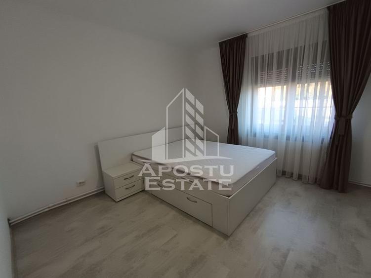 Casă cu 4 camere cu Teren 500 Mp în Girocului