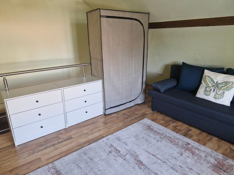 Apartament cu 4 camere semidecomandat în Circumvalațiunii