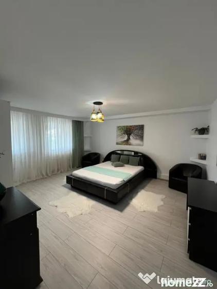 Casă cu 5 camere cu Teren 1128 Mp în Popoveni