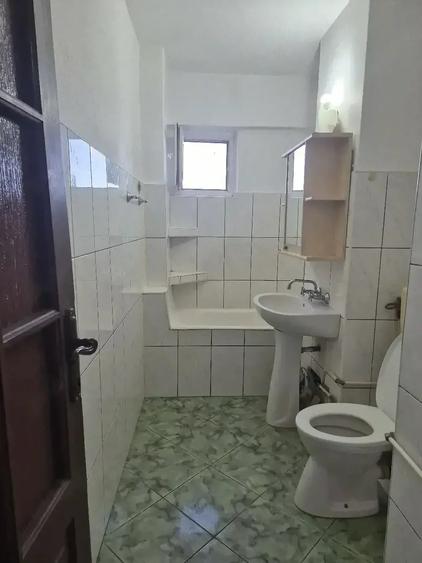 Garsonieră decomandată în Soarelui