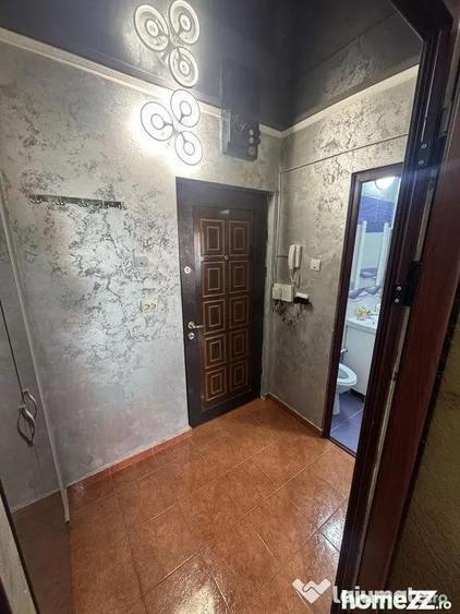 Apartament cu o camera, Mazepa 1,etaj 3 - 4
