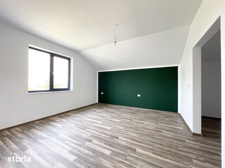 Casă cu 4 camere cu Teren 300 Mp în Central