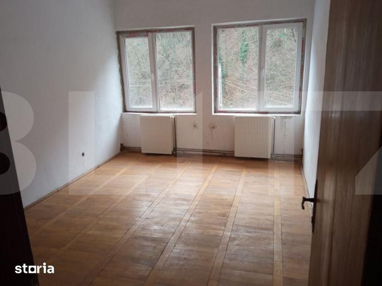 Spațiu comercial, de 3,000 mp, în Nădrag
