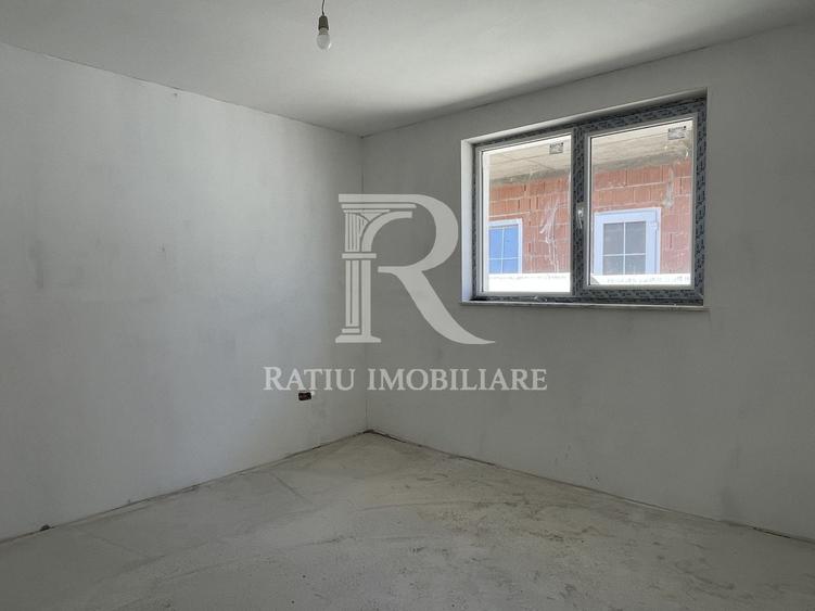 Casă individuală cu 3 camere cu Canalizare în Nojorid