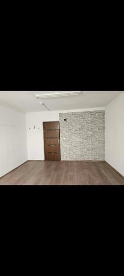 Spațiu comercial, de 18 mp, în Ultracentral