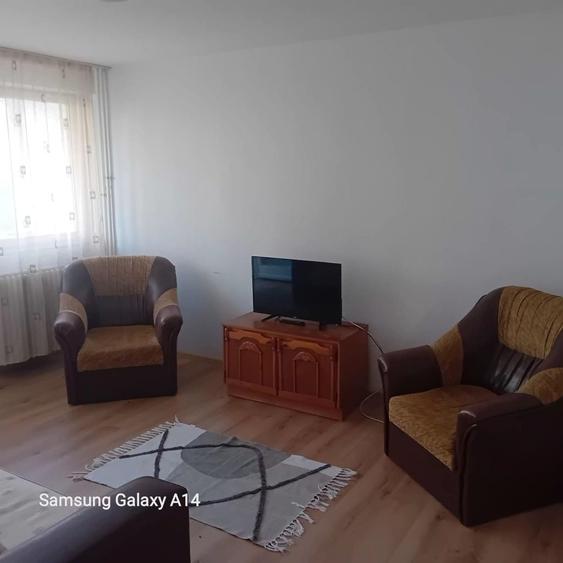 Apartament cu 2 camere decomandat în Giurgiului