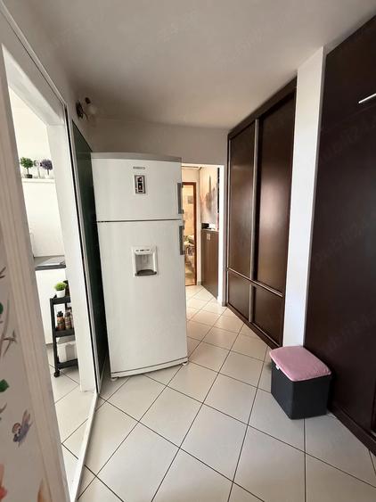 Apartament cu 2 camere decomandat în Ozana