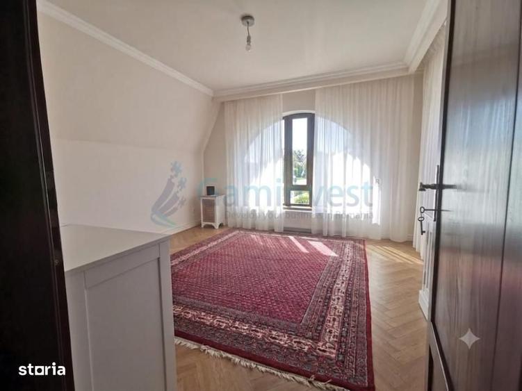 Casă cu 4 camere în Central