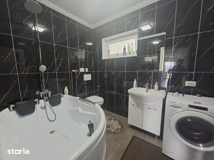 Casă cu 4 camere cu Teren 1050 Mp în Miroslava