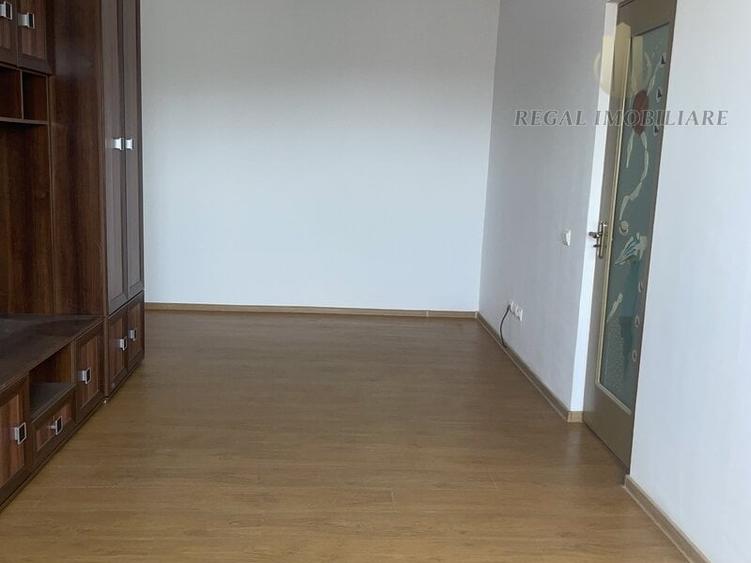 Apartament cu 2 camere decomandat, mobilat în Sălaj