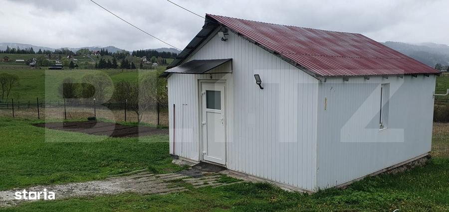 Casă cu 4 camere cu Teren 1750 Mp în Poiana Stampei