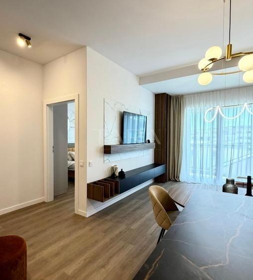 Apartament cu 3 camere decomandat în Florești
