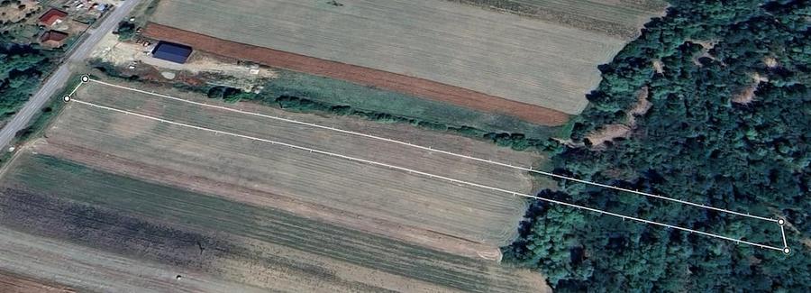 Teren de 5600 mp, în Romita