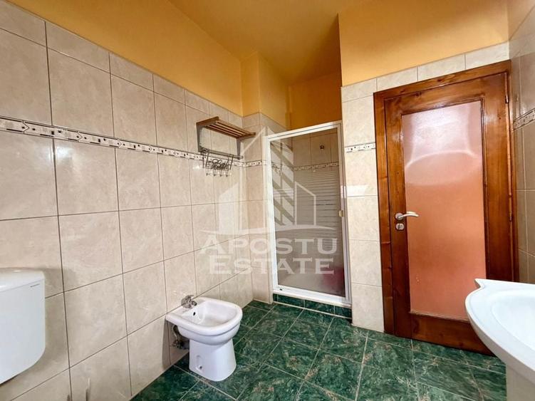 Apartament cu 3 camere, decomandat, zona Aradului - 9
