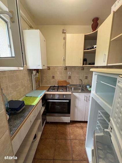 Apartament cu 2 camere nedecomandat în Primăverii
