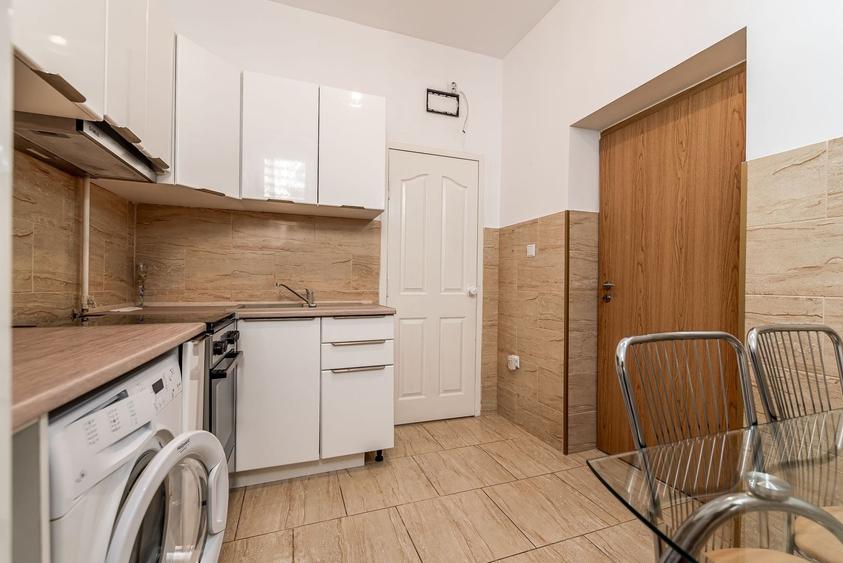 Apartament cu 2 camere decomandat, mobilat în Pârneava