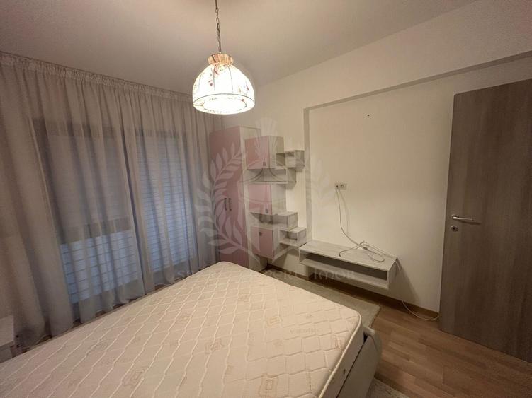Apartament cu 3 camere decomandat, mobilat în Albert