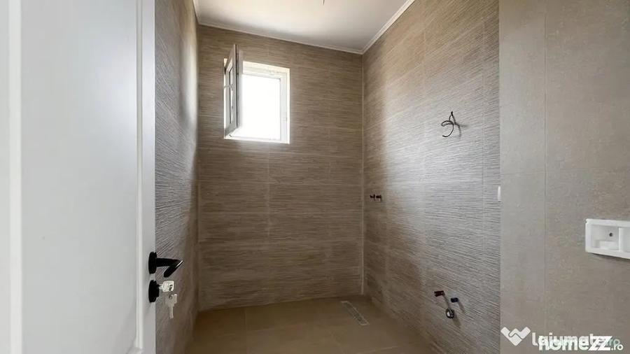 Casă cu 3 camere cu Teren 260 Mp în Central