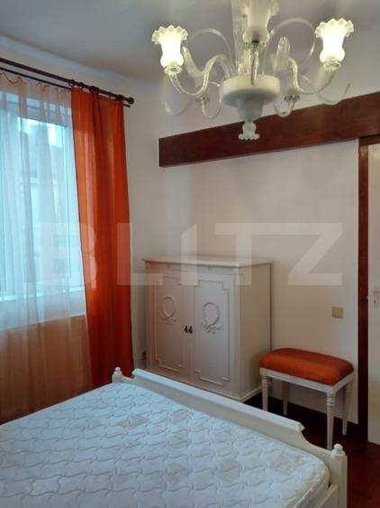 Apartament cu 3 camere semidecomandat, mobilat în Gheorgheni