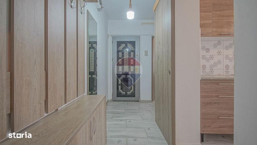 Apartament cu 2 camere decomandat în Electroprecizia
