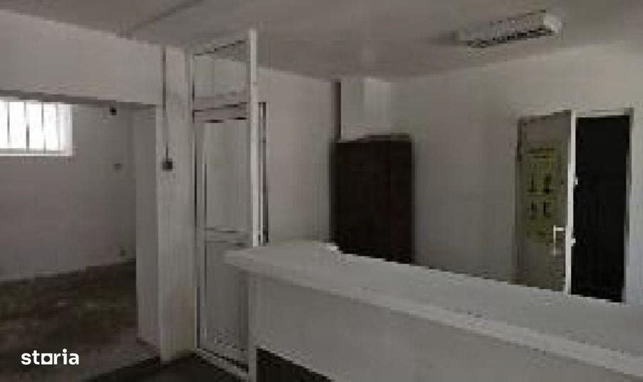 Spațiu comercial, de 53 mp, în Central