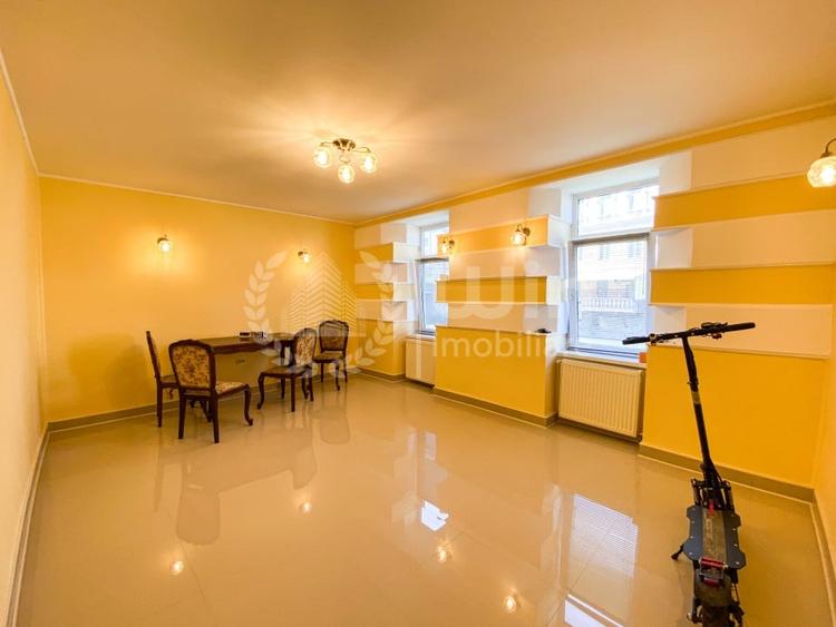 Apartament cu 2 camere decomandat în Central — fotografia 1