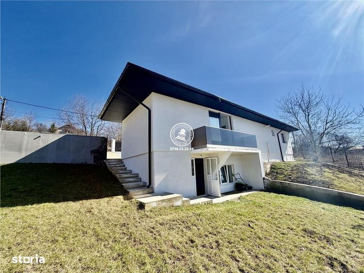 Casă cu 4 camere în Pietrăria