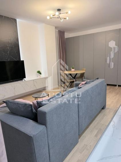 Apartament cu 2 camere semidecomandat, mobilat în Circumvalațiunii