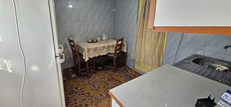 Casă cu 2 camere cu Teren 10000 Mp în Mitrofani