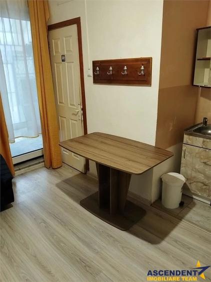 Garsonieră decomandată în Bartolomeu