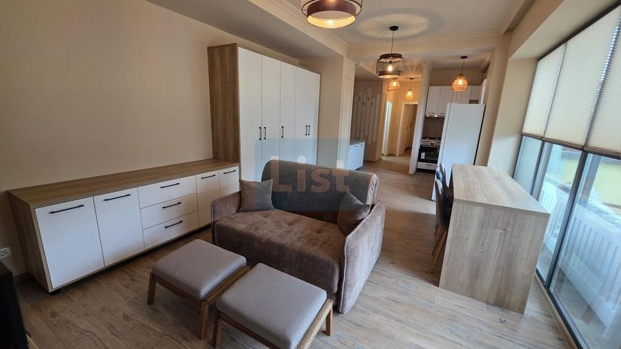 Apartament cu 2 camere decomandat, mobilat în P-ța Alba Iulia