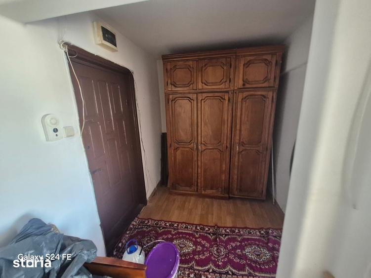 Apartament cu 3 camere în Dărmănești
