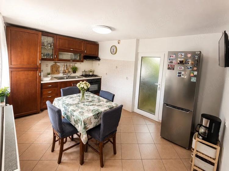 Casă cu 4 camere cu Teren 1033 Mp în Macea