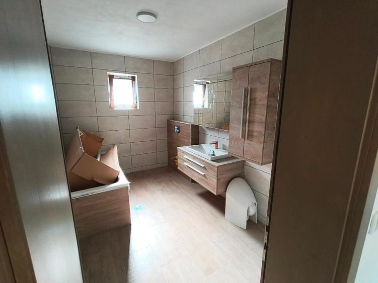 Casă individuală cu 4 camere cu Teren 500 Mp în Exterior Nord