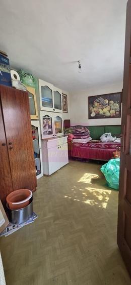 Casă cu 5 camere în Central