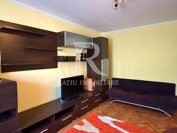 Apartament cu 2 camere decomandat, mobilat în Dacia