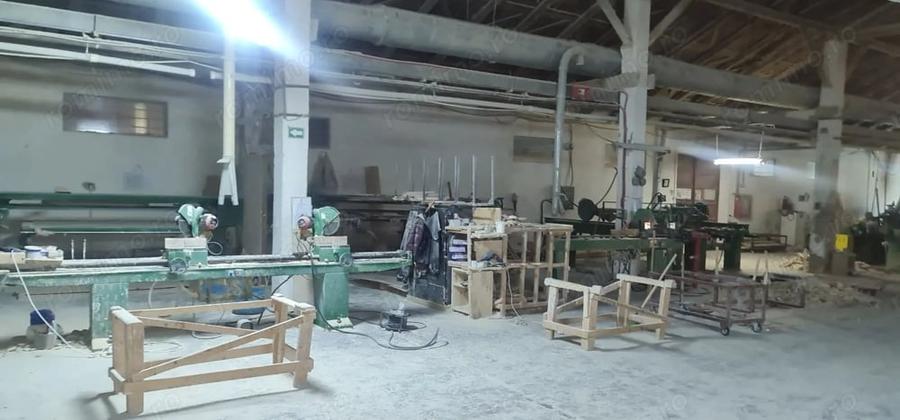 Spațiu comercial, de 2,500 mp, în Vest