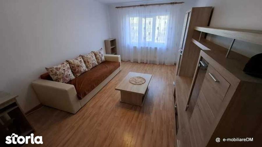 Apartament cu 2 camere decomandat în Nicolina