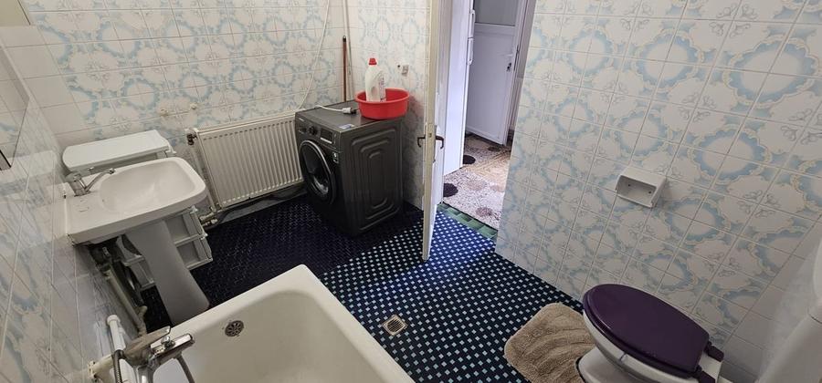 Apartament cu 2 camere semidecomandat în Rahova