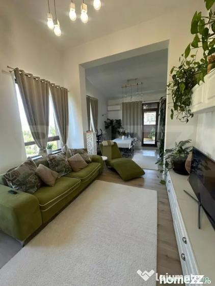 Apartament cu 3 camere decomandat în Plopilor