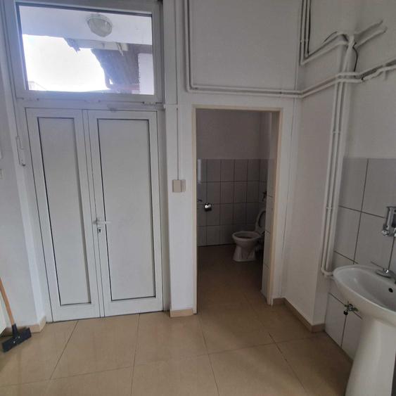 Spațiu comercial, de 110 mp, în Gheorghe Doja