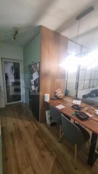 Apartament cu 3 camere semidecomandat în Central