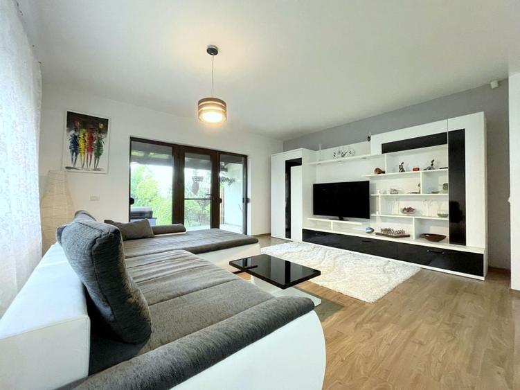 Duplex cu 4 camere cu Canalizare în Dumbrăvița
