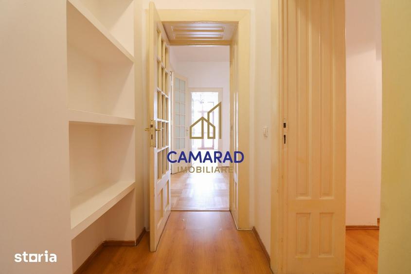Apartament cu 3 camere în Victoriei