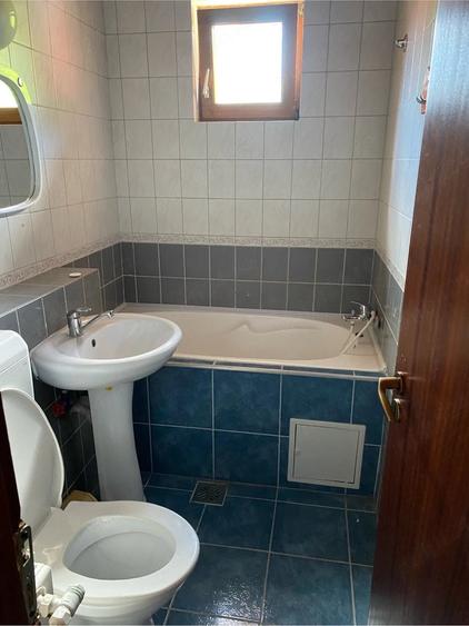 Apartament cu 3 camere decomandat în Poiana Brașov
