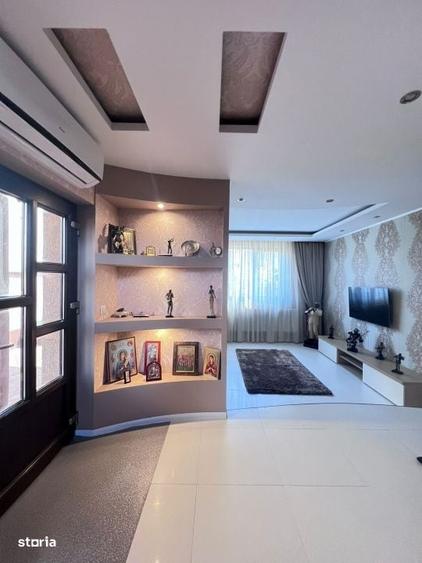 Vila Superba pentru 2 familii /9 Camere /Curte 721 - 7