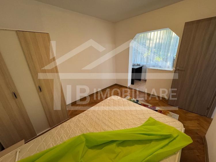 Apartament cu 3 camere semidecomandat în 7 Noiembrie