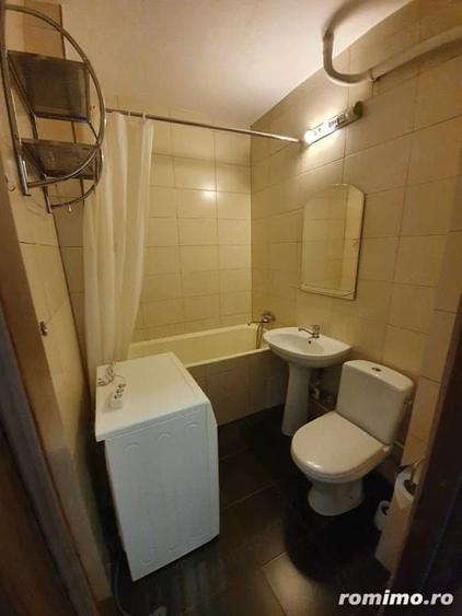 Garsonieră decomandată în Gării
