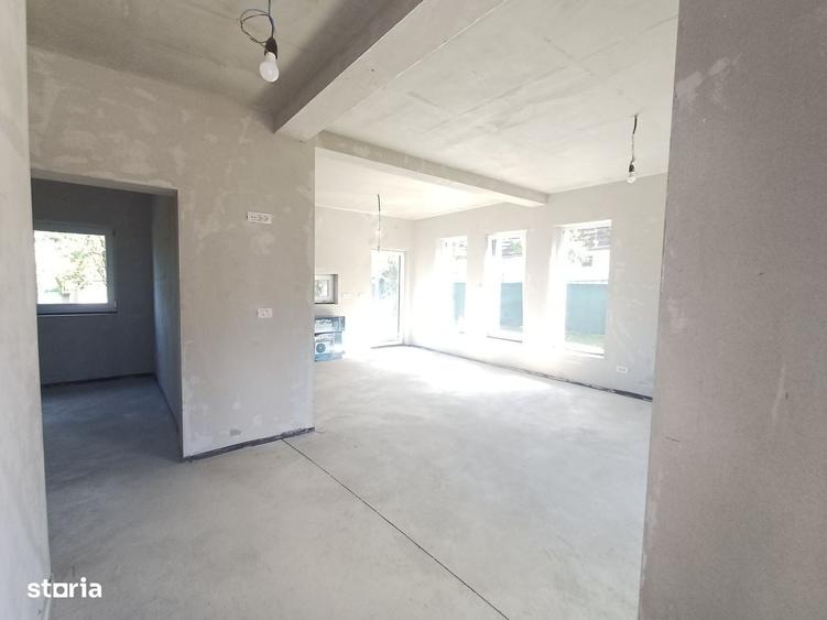 Casă cu 3 camere cu Teren 540 Mp în Central