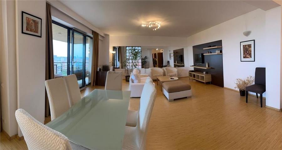 Apartament cu 3 camere decomandat, mobilat în Ștefan cel Mare